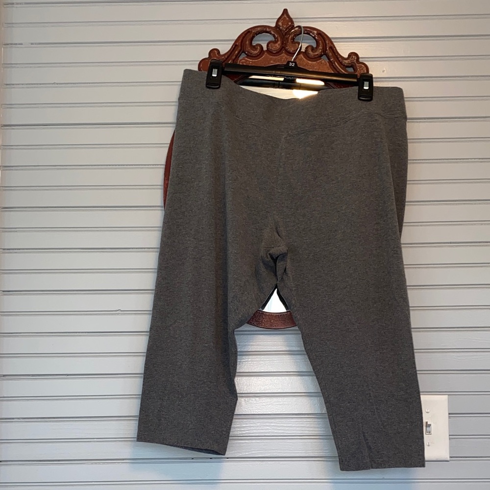 Women’s leggings cropped